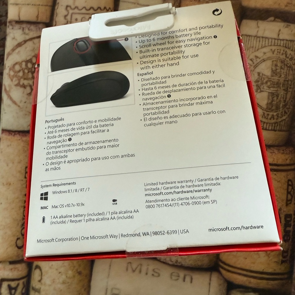 Microsoft Pink Wireless Mobile Mouse Compact Design - Picture 2 of 3